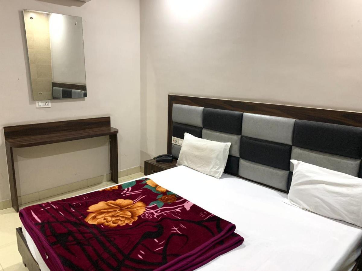 Hotel Sukhman Residency 阿姆利则 外观 照片